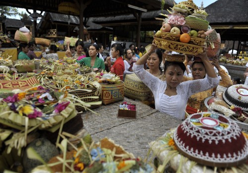 

Galungan is one of the most important Balinese festival, this is a celebration of the victory of good(Dharma) over evil(Adharma) as depicted in the Ramayana epic in which the deity Indra d