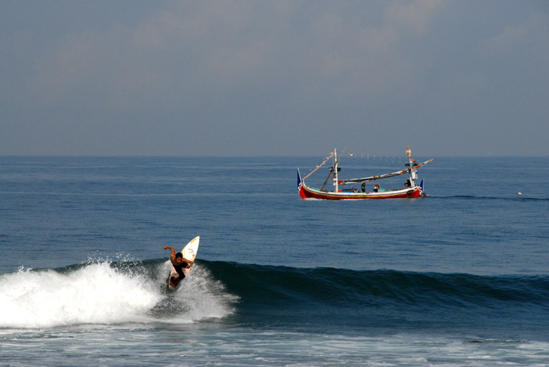 

Medewi and Balian are the two beaches on the west coast that are
primarily known best for their su