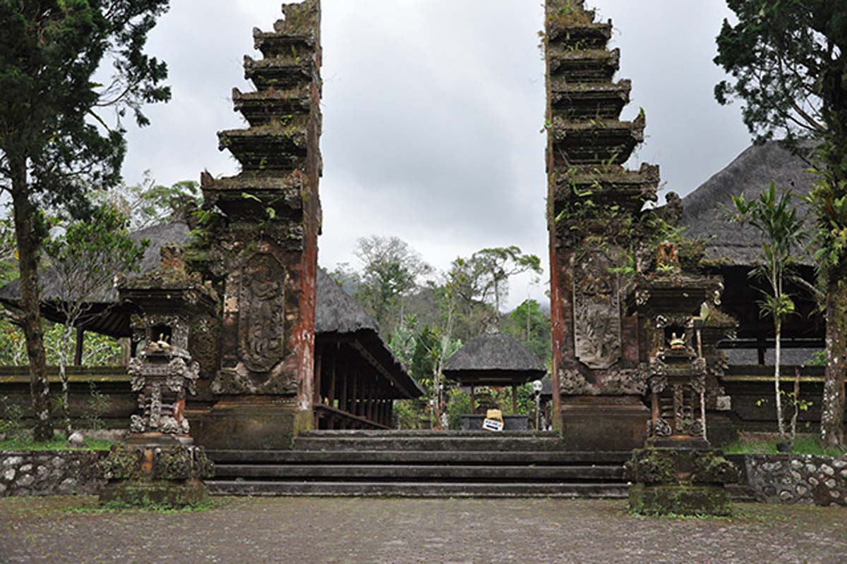 Legend has it that sacred Mount Batu Karu was once inhabited by the offspring of the god Pasupati ab