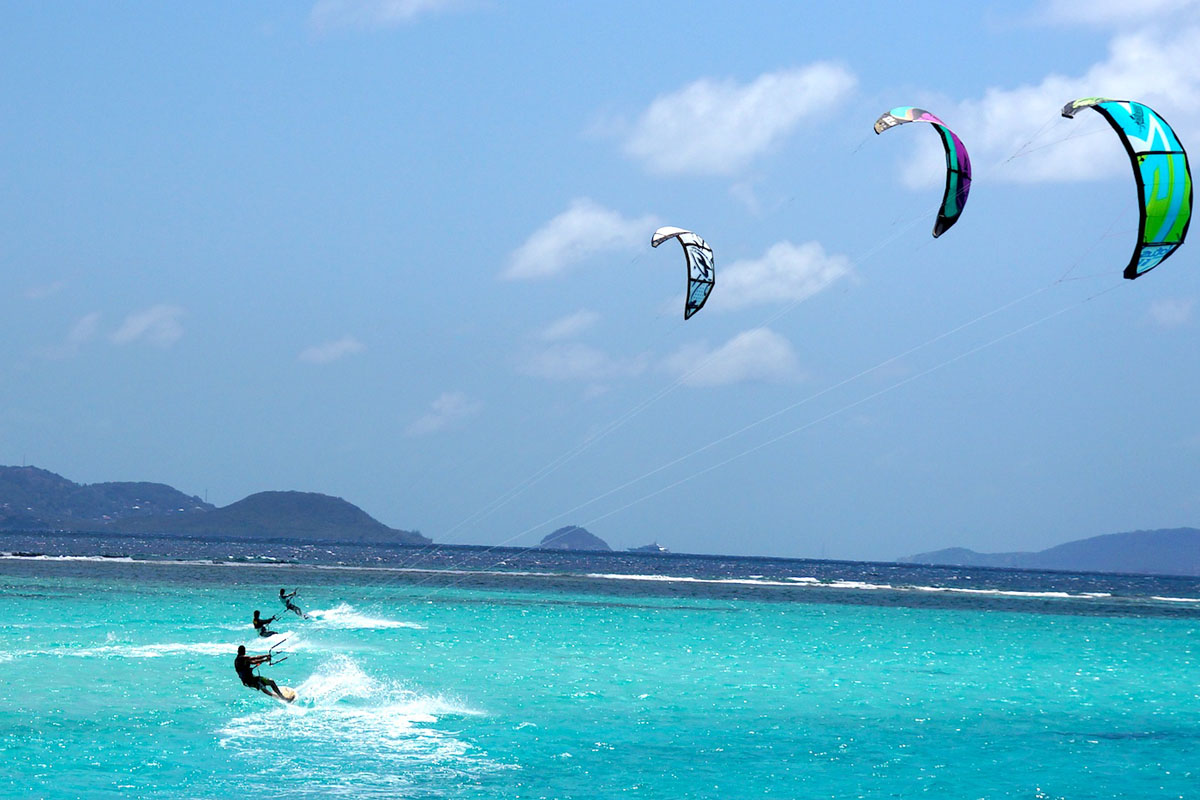 

With a long broad Indian Ocean beachfront, tourists originally
discovered Kuta as a surfing paradi