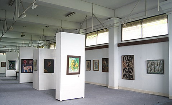 

Also known as the Gunarsa Museum of Classical
& Modern Art, and located in Takmung village 5 k