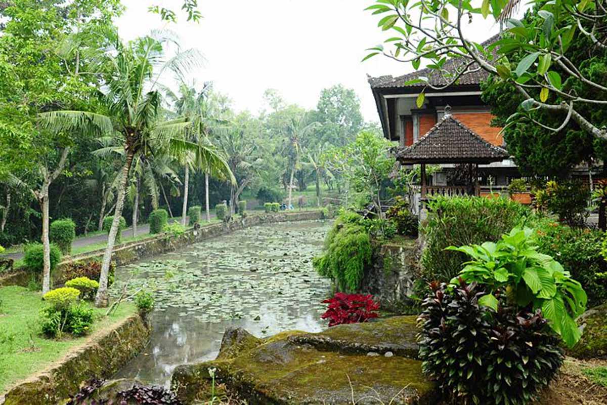 

Located on 6 hectares in Sanggulan Village, Tabanan is the Mandila
Mathika Subak, or Subak Museum 