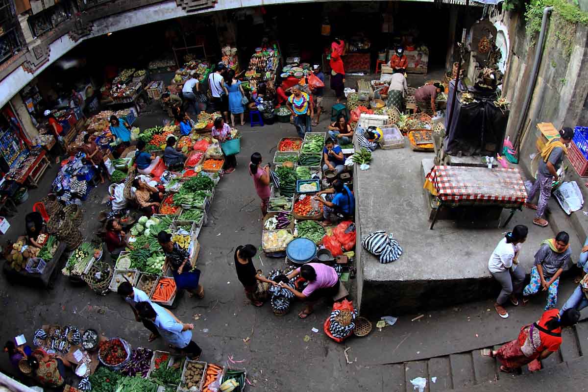 This two-story market situated across from the Ubud Palace and smack dab in the middle of town is a 