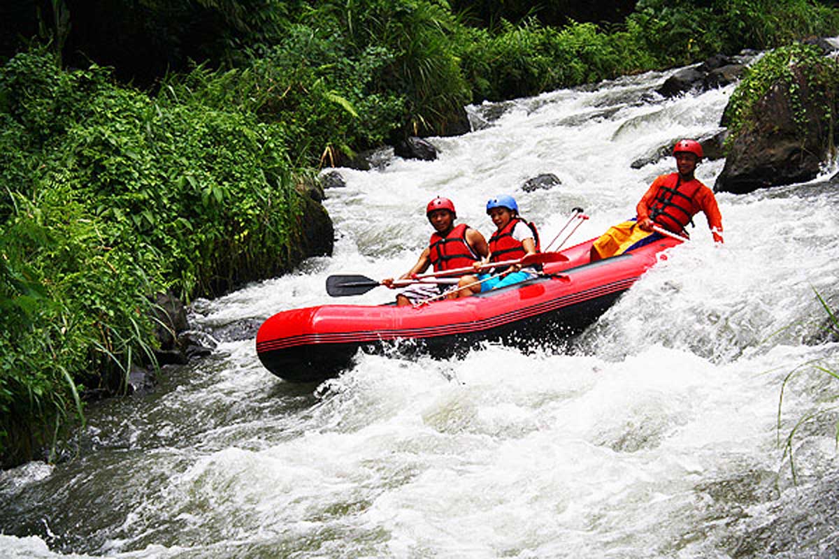 



Running from the southern slope of Mount Abang, the second
longest river in Bali translates roug