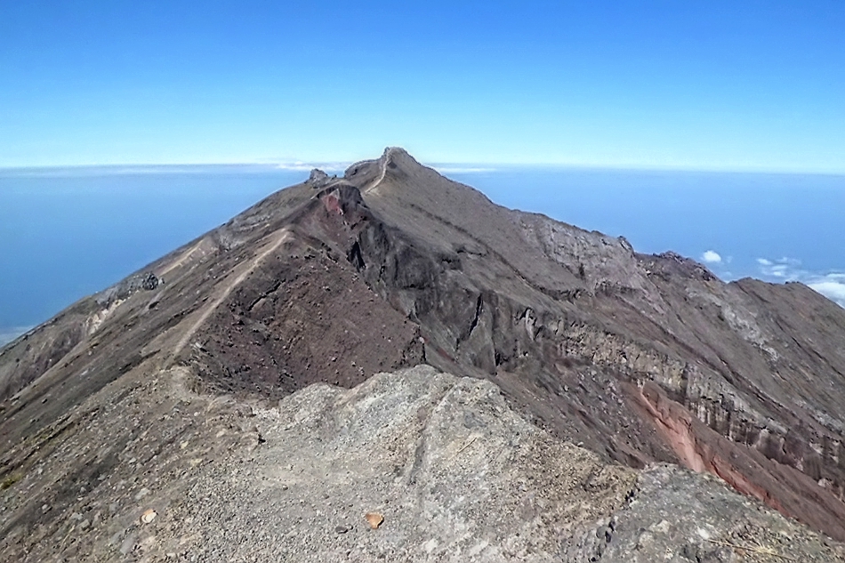 Known to locals as the ‘navel of the world’. Gunung Agung is
Bali’s highest and ho