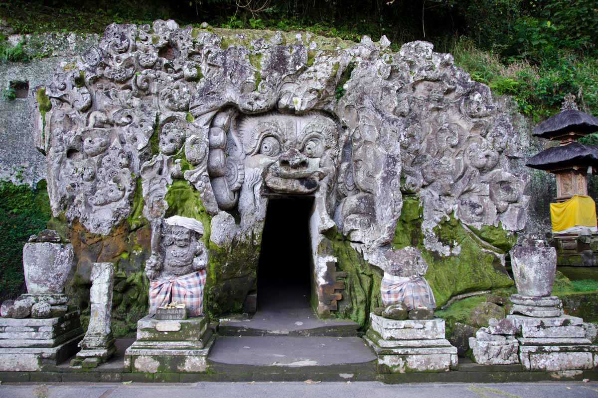 

Most probably the oldest excavated relic of ancient Balinese
art, Goa Gajah is a complex that date