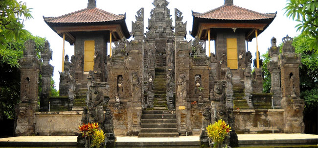 Located in Bali’s northernmost tip in the
village of Kubutambahan, is the agricultural village